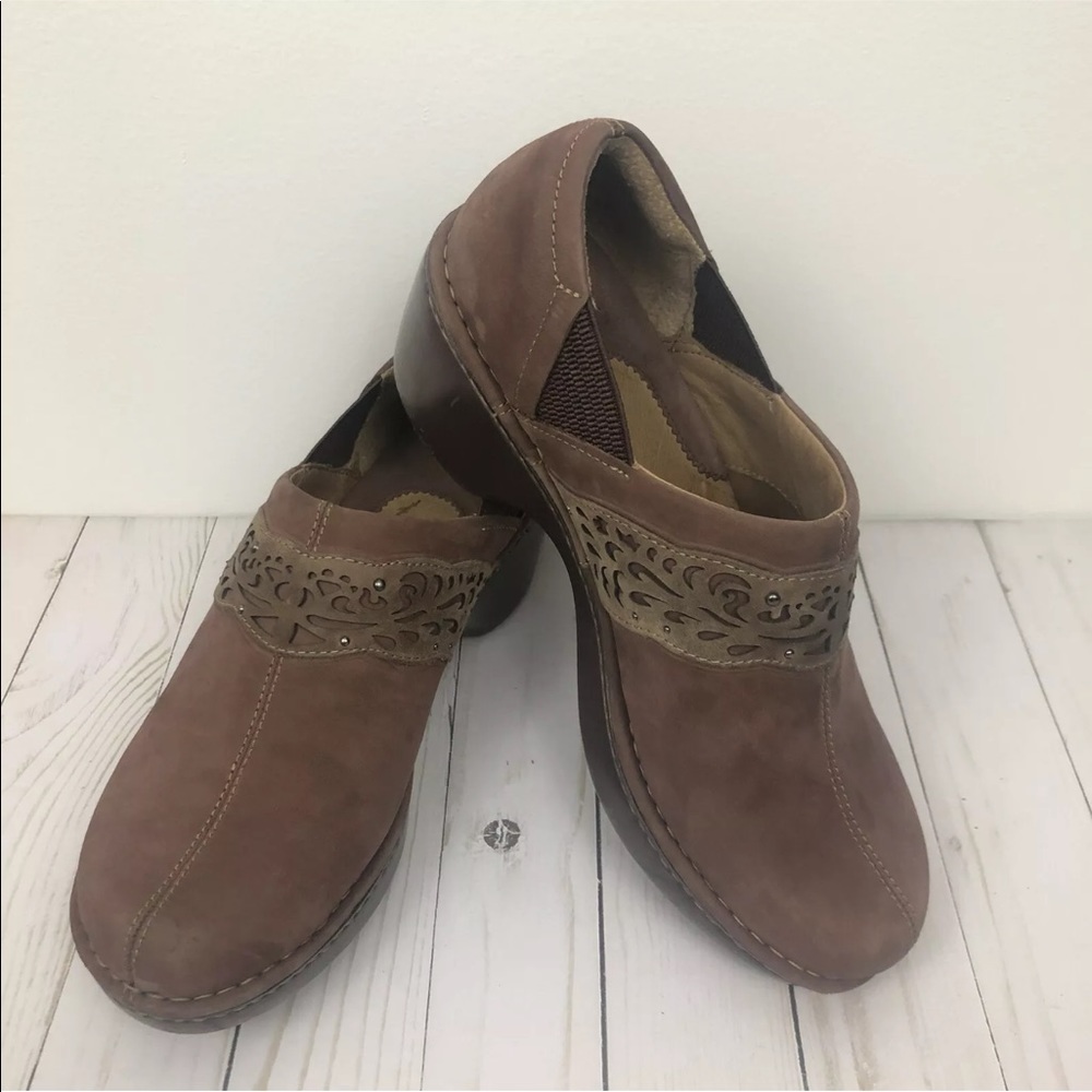 Elegant Brown Women's Slip-On Shoes